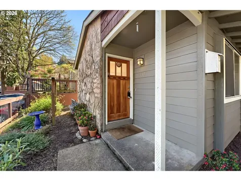 137 SE 73rd Avenue Portland OR 97215