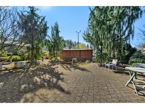 137 SE 73rd Avenue Portland OR 97215