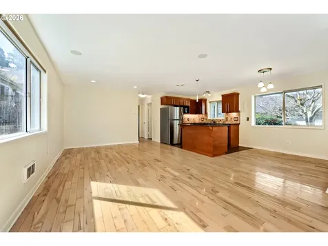 137 SE 73rd Avenue Portland OR 97215