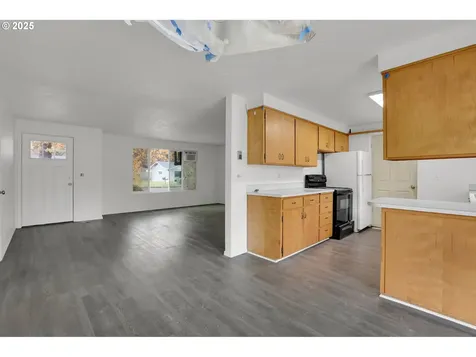 87729 Blek Drive Veneta OR 97487