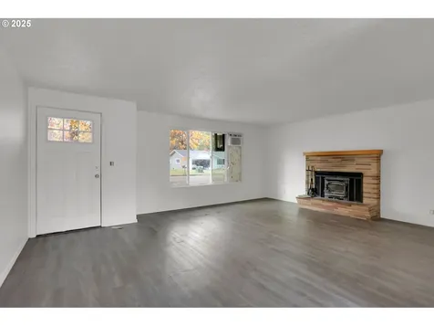 87729 Blek Drive Veneta OR 97487