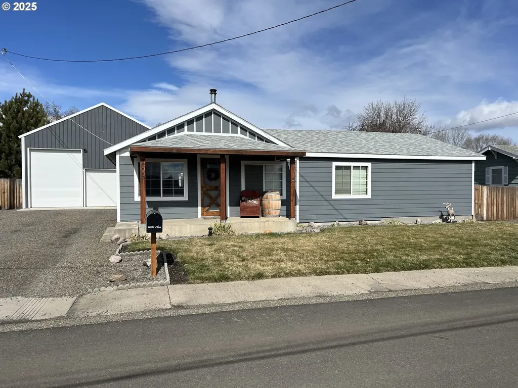 1605 V Avenue La Grande OR 97850