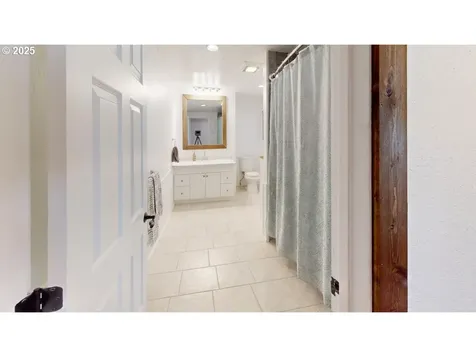 1605 V Avenue La Grande OR 97850