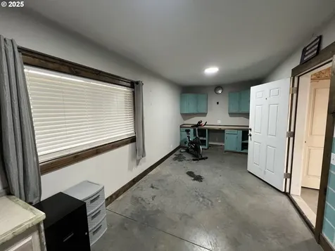 1605 V Avenue La Grande OR 97850