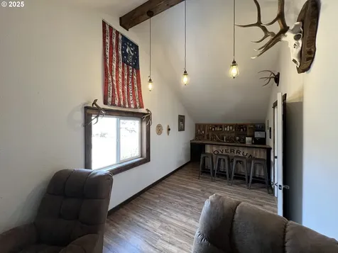 1605 V Avenue La Grande OR 97850