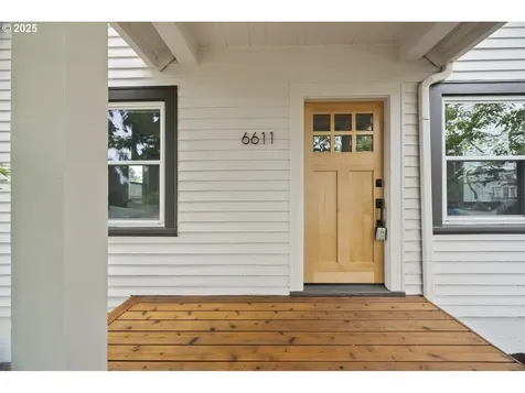 6611 SE Steele Street Portland OR 97206