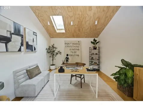 6611 SE Steele Street Portland OR 97206
