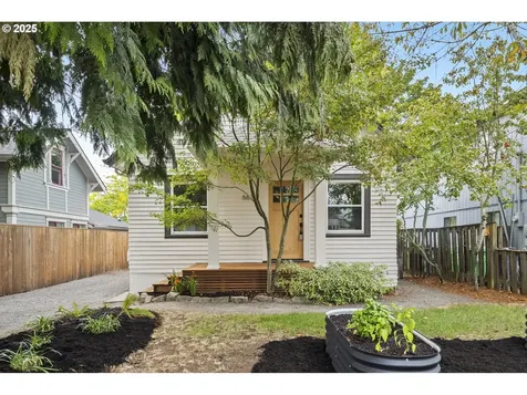 6611 SE Steele Street Portland OR 97206
