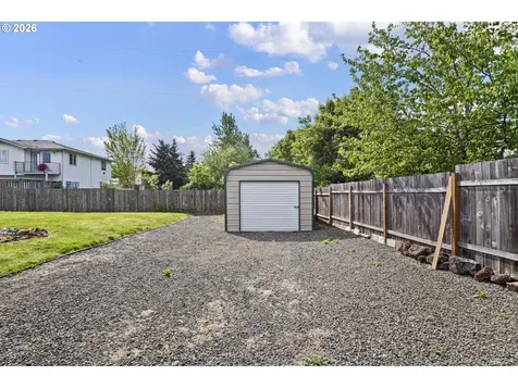 694 32nd Street Springfield OR 97478