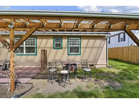 694 32nd Street Springfield OR 97478