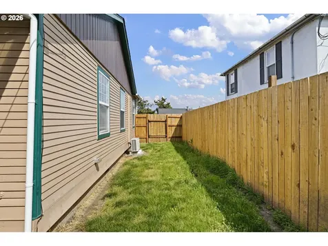 694 32nd Street Springfield OR 97478