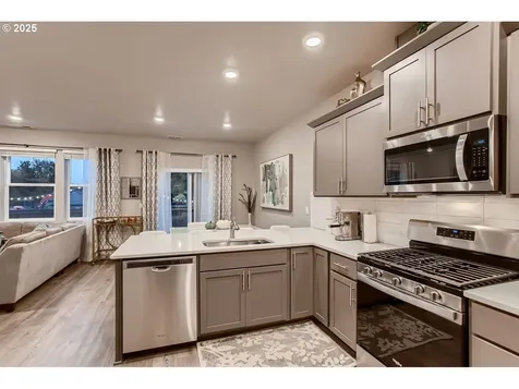14544 SW 78th Avenue Portland OR 97224