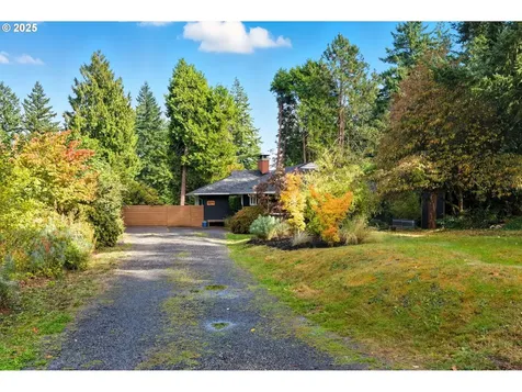 9930 SW 25th Avenue Portland OR 97219