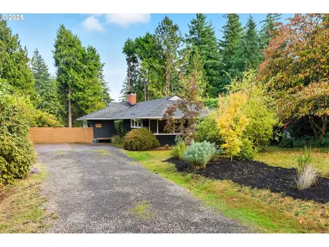 9930 SW 25th Avenue Portland OR 97219