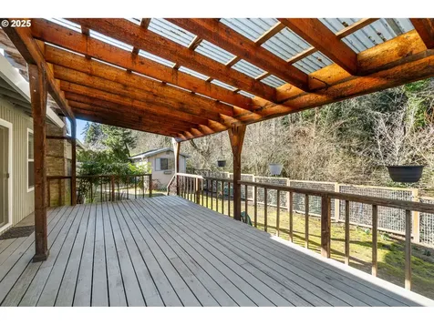 1081 NE 5th Drive Hillsboro OR 97124
