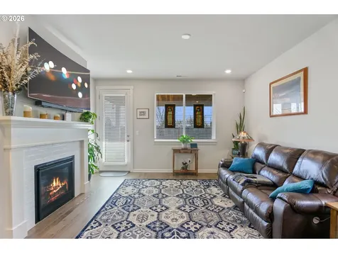 4225 S Willow Drive Ridgefield WA 98642