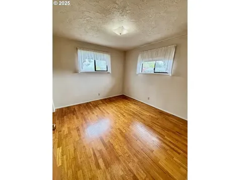3613 Mahlon Avenue Eugene OR 97401
