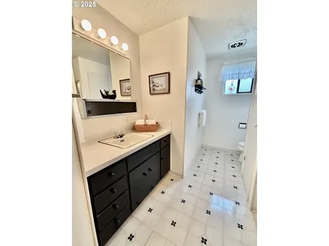 3613 Mahlon Avenue Eugene OR 97401