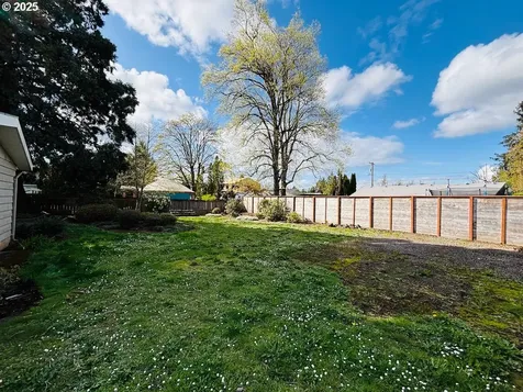 3613 Mahlon Avenue Eugene OR 97401