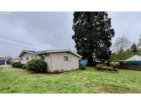 3613 Mahlon Avenue Eugene OR 97401