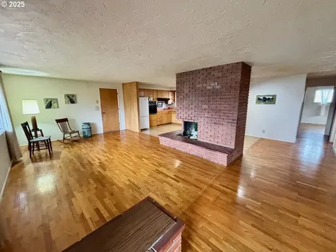 3613 Mahlon Avenue Eugene OR 97401