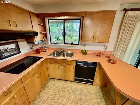 3613 Mahlon Avenue Eugene OR 97401