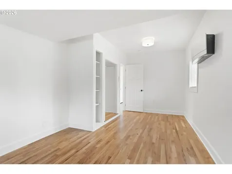 418 Dewey Street Oregon City OR 97045
