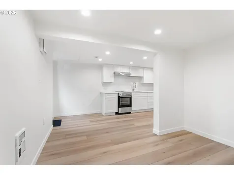 418 Dewey Street Oregon City OR 97045
