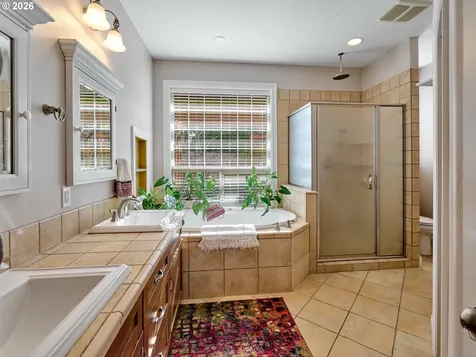 910 Pioneer Drive Silverton OR 97381