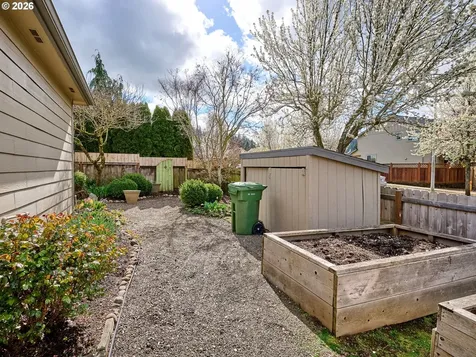 910 Pioneer Drive Silverton OR 97381