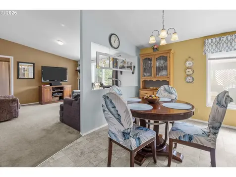 1230 SW Emma Drive Mcminnville OR 97128