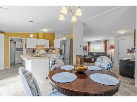 1230 SW Emma Drive Mcminnville OR 97128