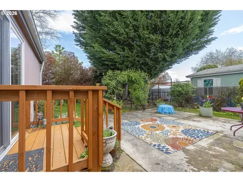 1230 SW Emma Drive Mcminnville OR 97128