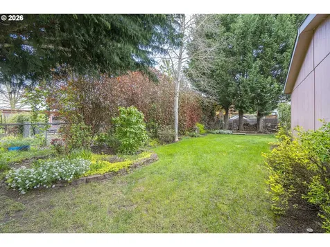 1230 SW Emma Drive Mcminnville OR 97128