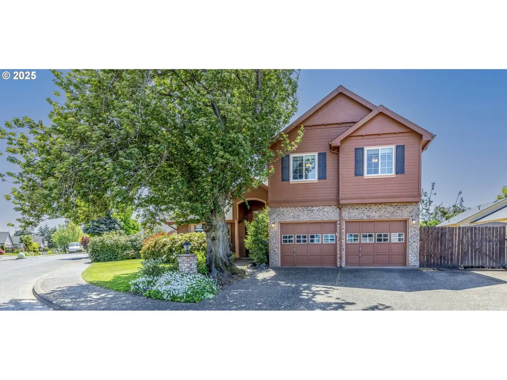 976 Marquet Way Eugene OR 97401