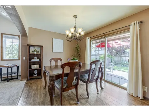 976 Marquet Way Eugene OR 97401
