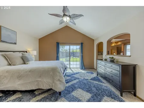 976 Marquet Way Eugene OR 97401