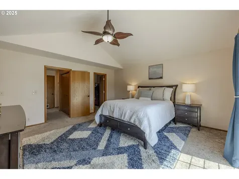 976 Marquet Way Eugene OR 97401