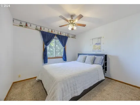 976 Marquet Way Eugene OR 97401