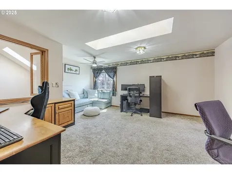 976 Marquet Way Eugene OR 97401