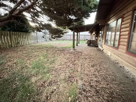 423 Camellia Court Reedsport OR 97467