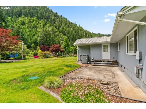 46386 Highway 58 Westfir OR 97492