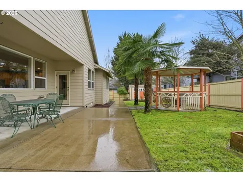 213 SW Blue Heron Court Mcminnville OR 97128