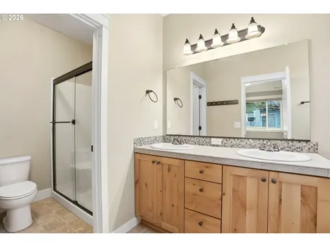213 SW Blue Heron Court Mcminnville OR 97128