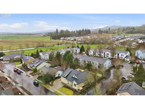 213 SW Blue Heron Court Mcminnville OR 97128