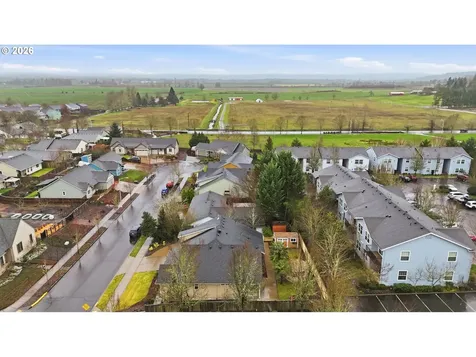 213 SW Blue Heron Court Mcminnville OR 97128