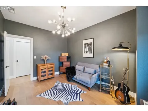 16 NE 55th Avenue Portland OR 97213