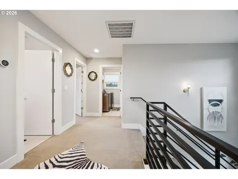 16 NE 55th Avenue Portland OR 97213