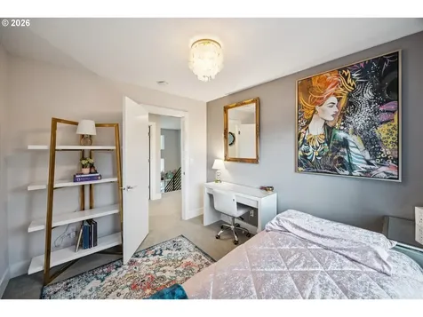 16 NE 55th Avenue Portland OR 97213