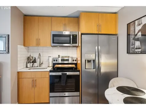16 NE 55th Avenue Portland OR 97213